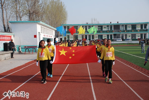 曲阜凯大教育助力姚村校际春季田径运动会 - 本